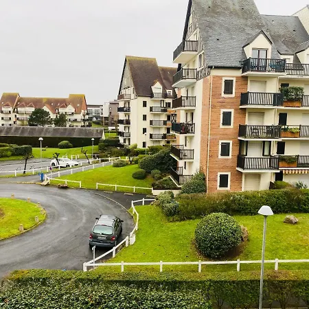 Charmant Studio Front De Mer Cabourg Exterior photo